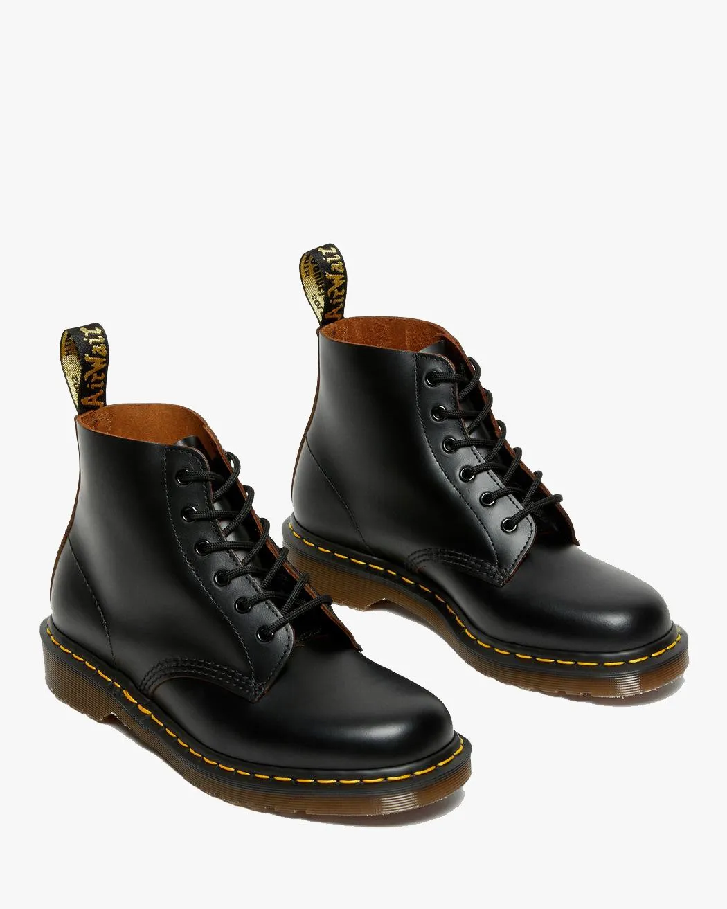 Dr Martens Made In England Vintage 101 Boots - Black Quilon