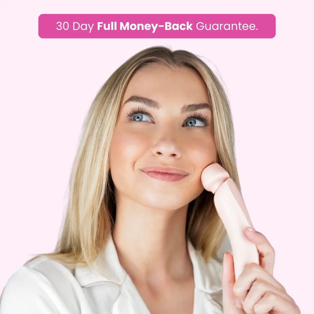 LAST DAY SALE 49% OFFPerfect for any skin - Lux 3-in-1 Smooth Shave Razor