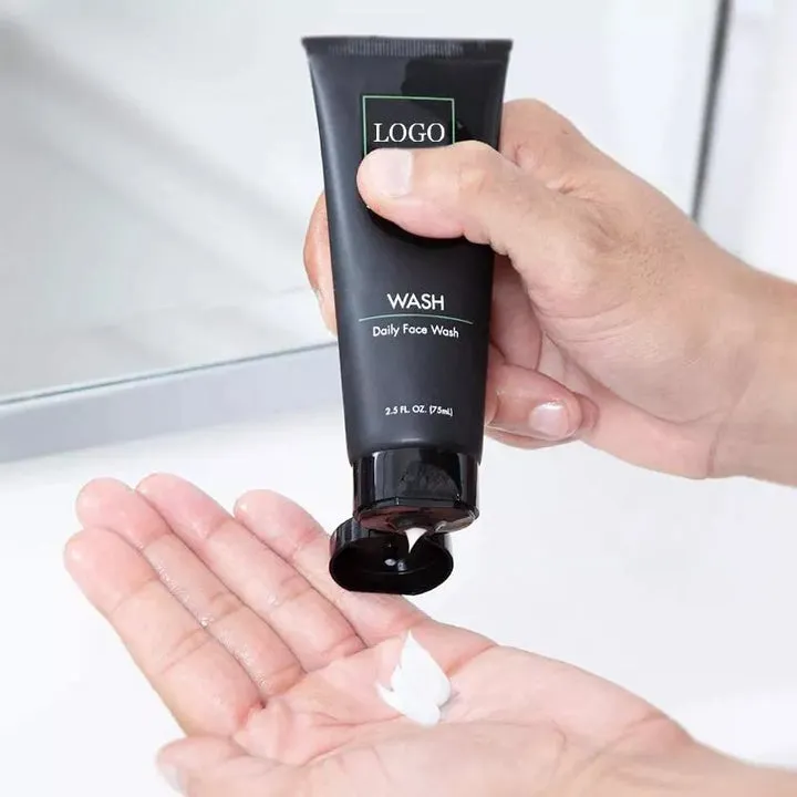 Mens Skincare Kit Includes Foaming-مجموعة العناية